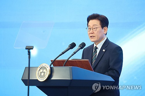 李대통령, '새만금 투자' 정의선에 "깊이 감사…과감한 지원으로 화답"_정지서