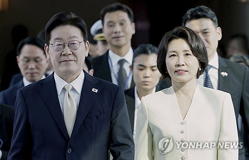 李대통령, 중동불안에 "국민 여러분 전혀 걱정하지 않으셔도 된다"_정지서