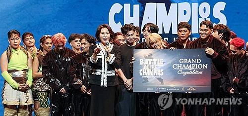 김혜경 여사, 필리핀 K-팝 오디션 참석…'전원 한국행 티켓 제안'_정지서