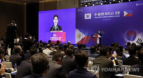 李대통령, 필리핀 조선 등 제조업 협력 주문…"새 기회에 과감히 투자"(종합)_정지서
