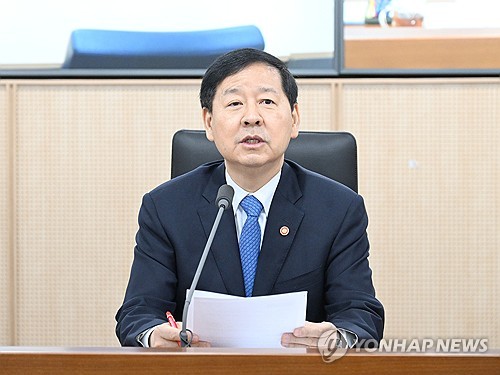 (서울=연합뉴스) 구윤철 부총리 겸 재정경제부 장관이 6일 정부세종청사에서 열린 재정경제부 확대간부회의를 주재하고 있다. 2026.3.6 [재정경제부 제공. 재판매 및 DB 금지] photo@yna.co.kr