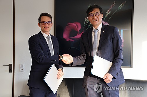 한국은행, 스위스 중앙은행과 통화스와프 계약 갱신