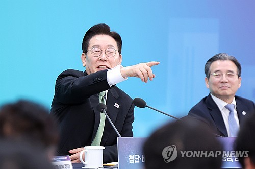 李대통령 "주가 조작 신고, 좋은나라 만들면서 부자되는 법"_정지서