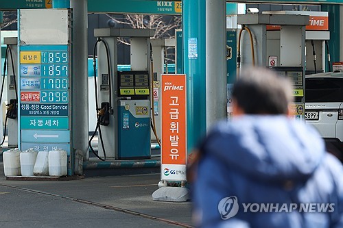 중동 전쟁에 웃는다던 정유업계, 한 달이 고비_정수인