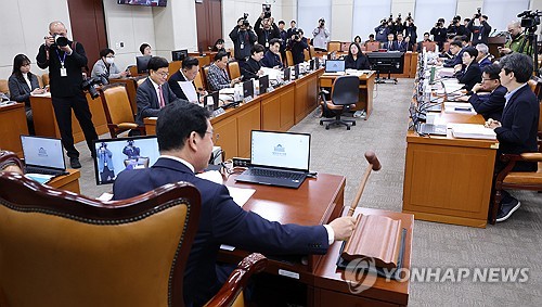 중수청법, 여당 주도로 국회 행안위 통과