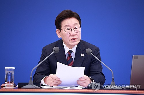 이재명 대통령, 수석보좌관회의