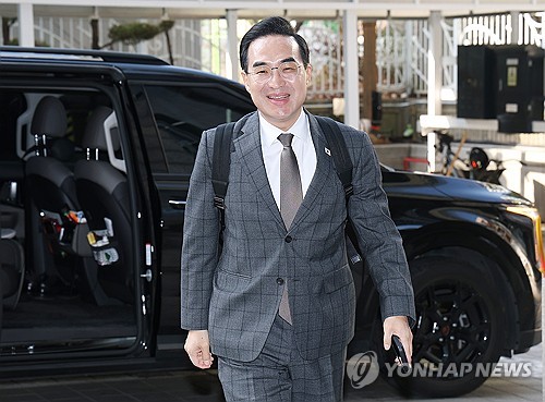 (서울=연합뉴스) 김성민 기자 = 박홍근 기획예산처 장관 후보자가 20일 서울 중구 예금보험공사에 마련된 인사청문회 준비 사무실로 출근하고 있다. 2026.3.20 ksm7976@yna.co.kr