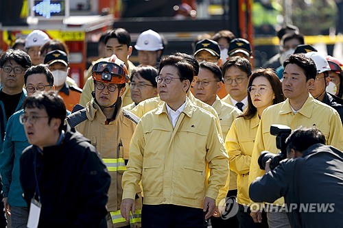 李대통령,  부동산 정책 논의·결정에 '다주택 공직자' 배제 지시_황남경