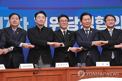 당정청 "고유가·고물가·고환율 삼각파도…추경은 선택 아닌 필수"_황남경