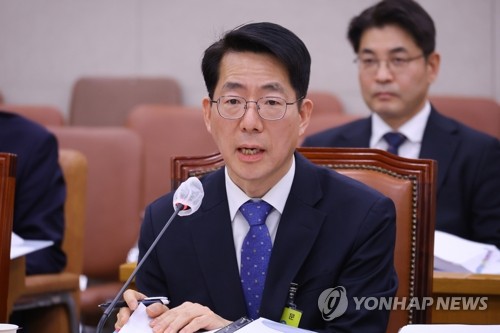 해수장관 후보자 "북극항로 시범운항 5년 정도…이후 상업운항 추진"_한종화