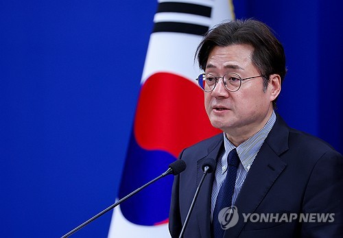 홍익표 "전쟁 장기화시 하반기 추가 추경 필요할 수도"_정지서