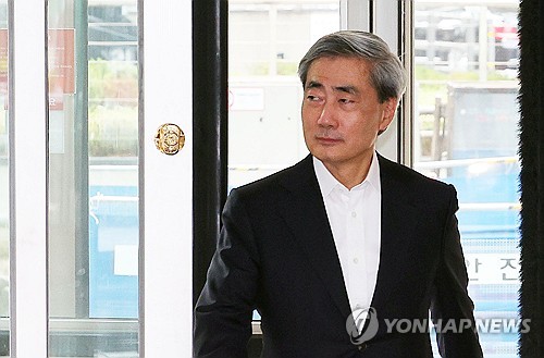 이창용과 다른 신현송의 입장…"해외투자기관 환헤지 파생상품 의존 위험"_정선영