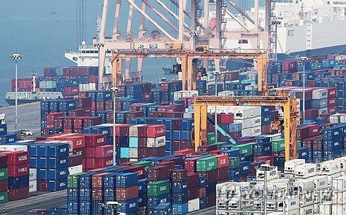 4월 수출 858.9억달러·전년비 48%↑…전망치 상회(상보)_주동일