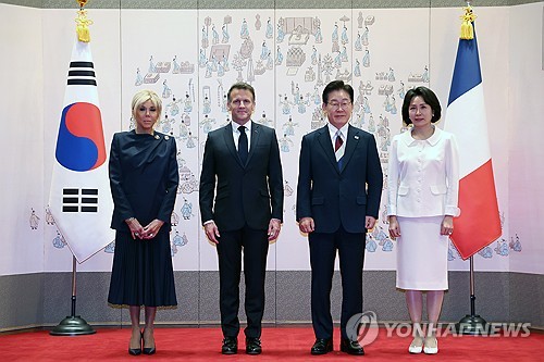 李대통령·마크롱 "중동전쟁이 야기한 경제·에너지 위기 공동 대응"_정지서