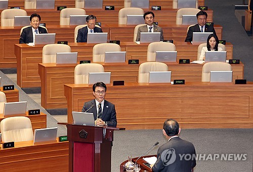 金총리 "호르무즈 해협 통행료 납부, 논의·고려한 바 없어"_온다예