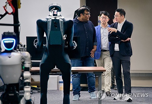 구광모 LG 회장, 실리콘밸리서 아비나브 굽타 스킬드AI 공동창업자와 회동