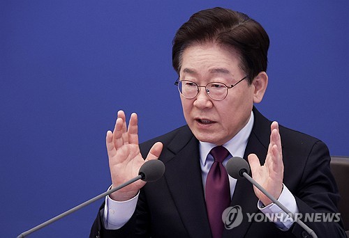 李대통령 지지율 67%·최고치 유지…민주 48%·국힘 20%[한국갤럽]_황남경
