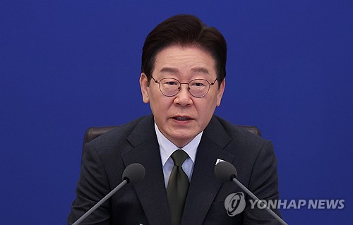 李대통령 "고유가 상수로 비상대응 유지…대체공급망 개척 최우선"(종합)_정지서