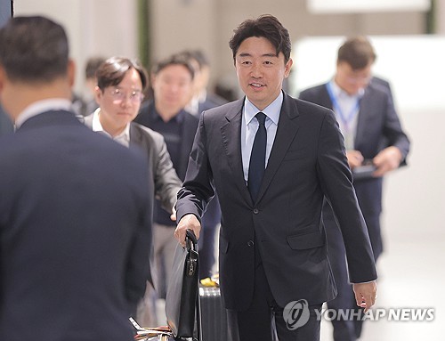 중동 지역 방문 후 귀국한 강훈식 대통령 비서실장