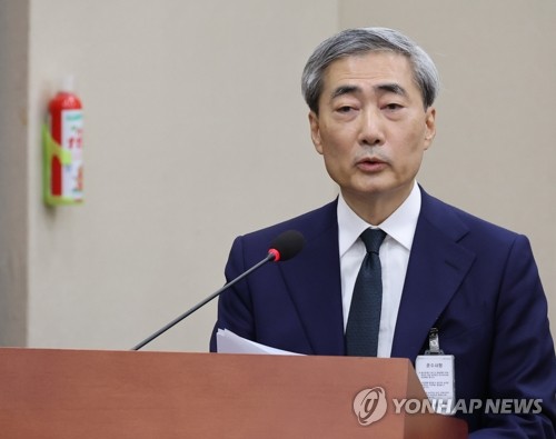 신현송 "英 고교 졸업 후 학업 연속성 위해 고려대 편입"(종합)_손지현
