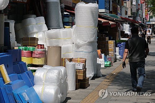 금융권, 나프타 수입 지원 공동 대응…LC 한도 확대_윤슬기