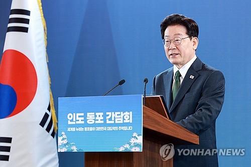 최인훈 '광장' 꺼낸 李대통령…"한-인도, 완전히 다른차원 관계 격상"_정지서