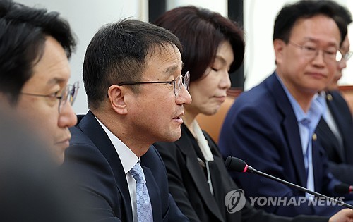 與 "5월 6일 원내대표·13일 국회의장 선거"…한병도, 오늘 사퇴 기자회견_황남경