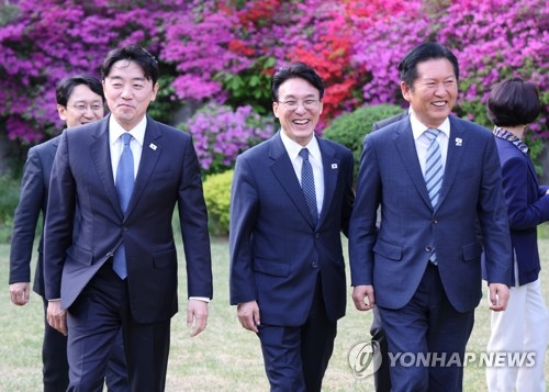 당정청 "10조5천억원 추경 예산 상반기 내에 85% 이상 신속 집행할 것"_황남경