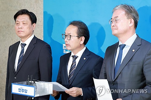 與, 경기지역 재보궐 이광재·김용남·김남국 전략 공천…김용 컷오프_황남경