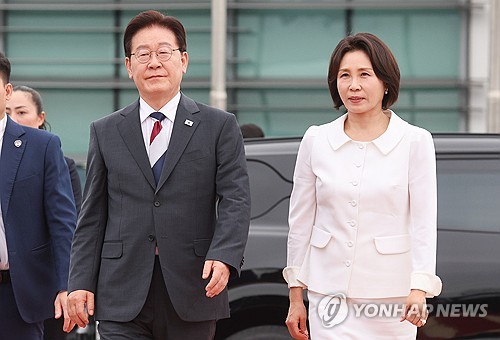 李대통령 지지율 62.2%·3.3%p↓…민주 51%·국힘 31%[리얼미터]_황남경