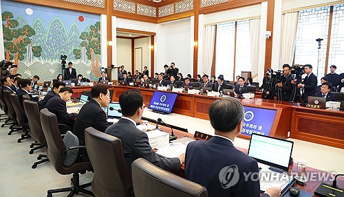 카드 가맹점 비대면 가입 허용…여전사 리스·할부 중개 길 열려_윤슬기