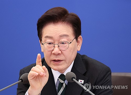 李대통령 "생산적인 공공서비스 일자리 발굴하라" 주문_온다예