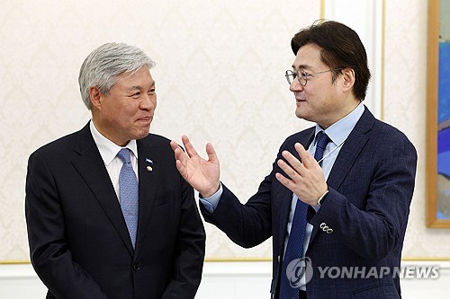 李대통령 "조작기소 특검, 시기·절차 숙의 거쳐 판단"_정지서