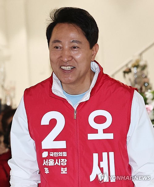 필승결의대회 입장하는 오세훈 후보