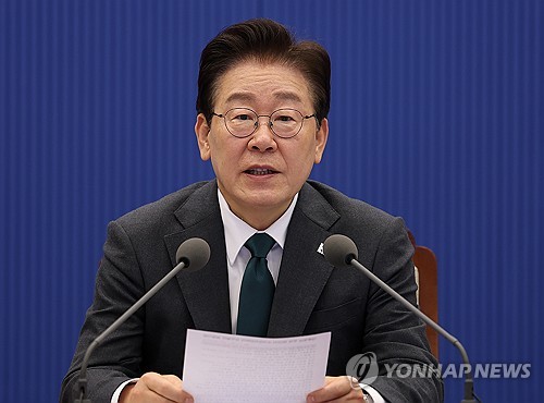 李대통령, '낮은 순부채비율 착시' 보도에 "재정여력 평가 배제돼 아쉬워"_정지서