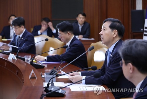 구윤철 "부동산시장, 실거주자 중심 재편…정책의지 과거와 달라"(종합)_최욱