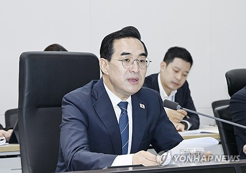 (서울=연합뉴스) 박홍근 기획예산처 장관이 11일 정부세종청사 5동에서 열린 '기획예산처 확대간부회의'를 주재, 모두발언을 하고 있다. 2026.5.11 [기획예산처 제공. 재판매 및 DB 금지] photo@yna.co.kr