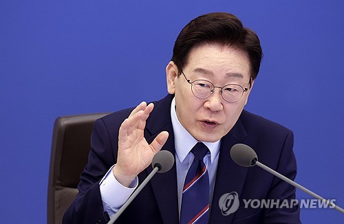 李대통령 "김용범 말은 초과세수의 국민 배당…초과이윤은 음해"_정지서