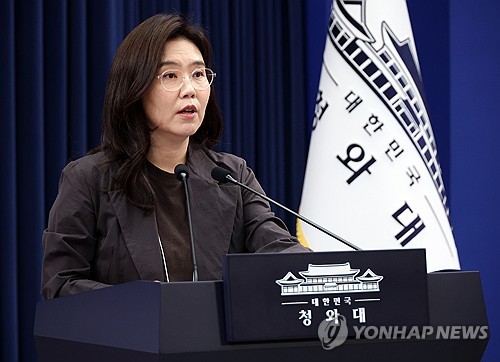 靑 "고리사채 등 불법사금융에 무관용…드림사업 등 목숨 살리는 금융 실현"_정지서