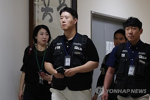 [윤영숙의 시선] '1천조 달러' AI 베팅과 삼성의 파업_윤영숙