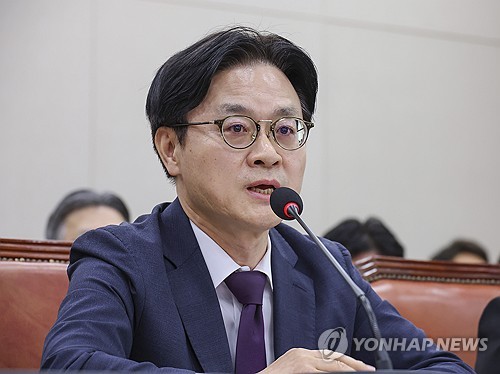 김정관 "악영향 아는 삼성전자 파업조차 해결 못하면 사회가 뭘 하겠나"_윤은별