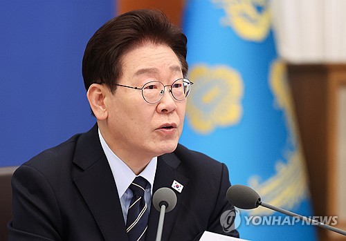 李대통령, 삼성 노조 겨냥 "영업이익 배분, 투자자도 못하는 일"(종합)_정지서