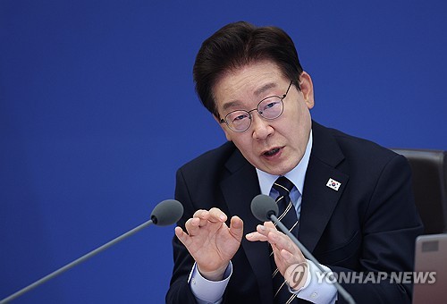 李대통령, 한국인 나포한 이스라엘군에 "비인도적…도 지나쳤다" 격앙_온다예