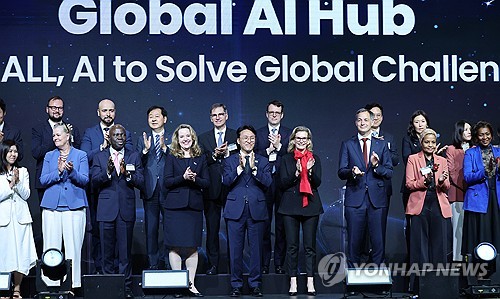 "AI로 인류 난제를 해결"…글로벌 AI 허브 비전 선포_서영태