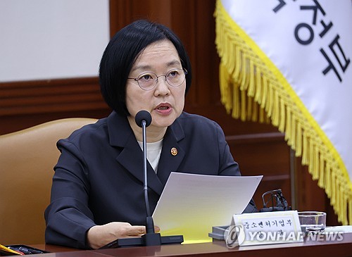 李대통령, 신임 국무총리에 한성숙 지명…첫 여성·기업인 총리 승부수_정지서