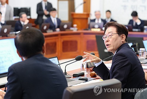 李대통령, 국민성장펀드 완판에 "제 SNS에서 가입 못했다는 분들 많아"_정지서
