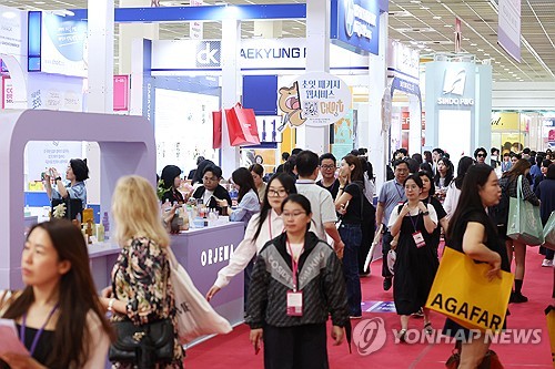글로벌 큰 손들의 K뷰티 투자…대기업보다 신흥 강자에 베팅_변명섭