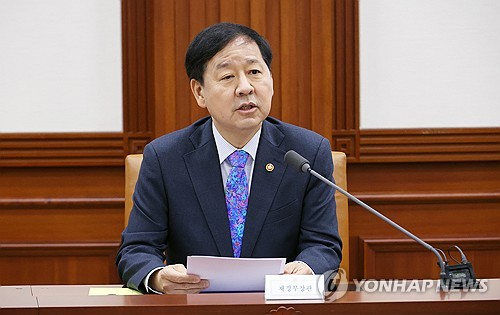 구윤철 "한국이 만들고 세계가 따라오는 K-뷰티 시대 열 것"_박준형