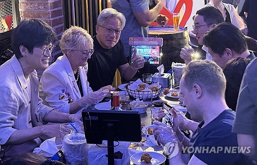 네이버-엔비디아, GW급 초대형 AI 팩토리 구축한다_한종화
