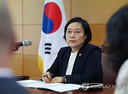경제6단체 "한성숙 총리 후보자, 혁신과 성장 이끌어 낼 적임자"_한종화